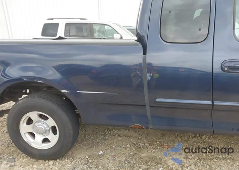 2002 Ford F-150 Xl/Xlt from USA, damaged, VIN 2FTRX17282CA83348